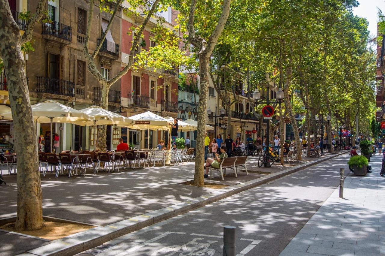 Готель Beautiful And Comfy Boat In Barcelona With Boat Tour Option Екстер'єр фото