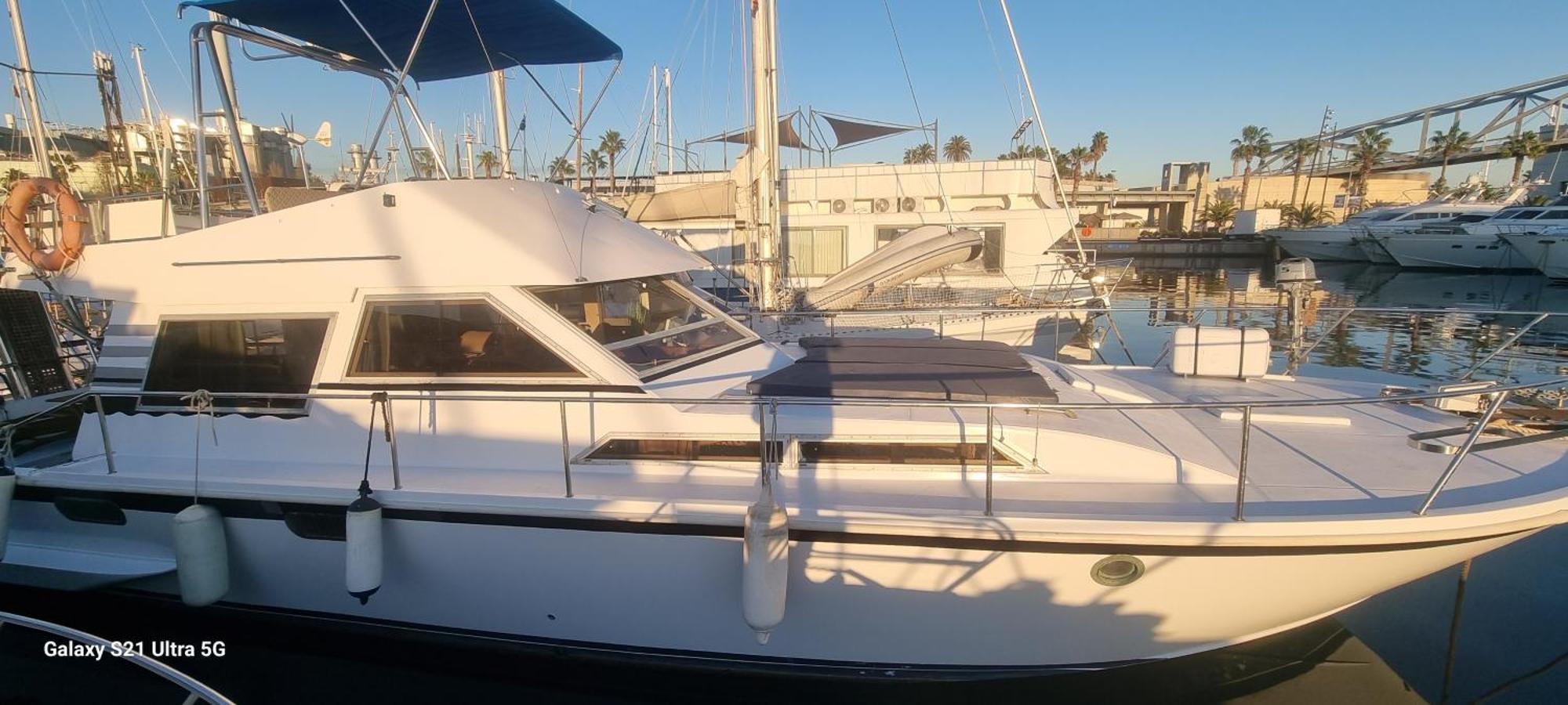 Готель Beautiful And Comfy Boat In Barcelona With Boat Tour Option Екстер'єр фото